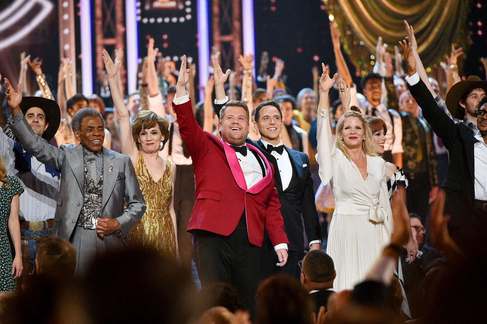 Награды 2019. Тони эвордс. Tony Awards 2022. Tony Awards. Театральной премии «Тони»..