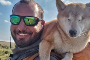 Guy Carries His Dog 800 Miles After She Loses Her Sight