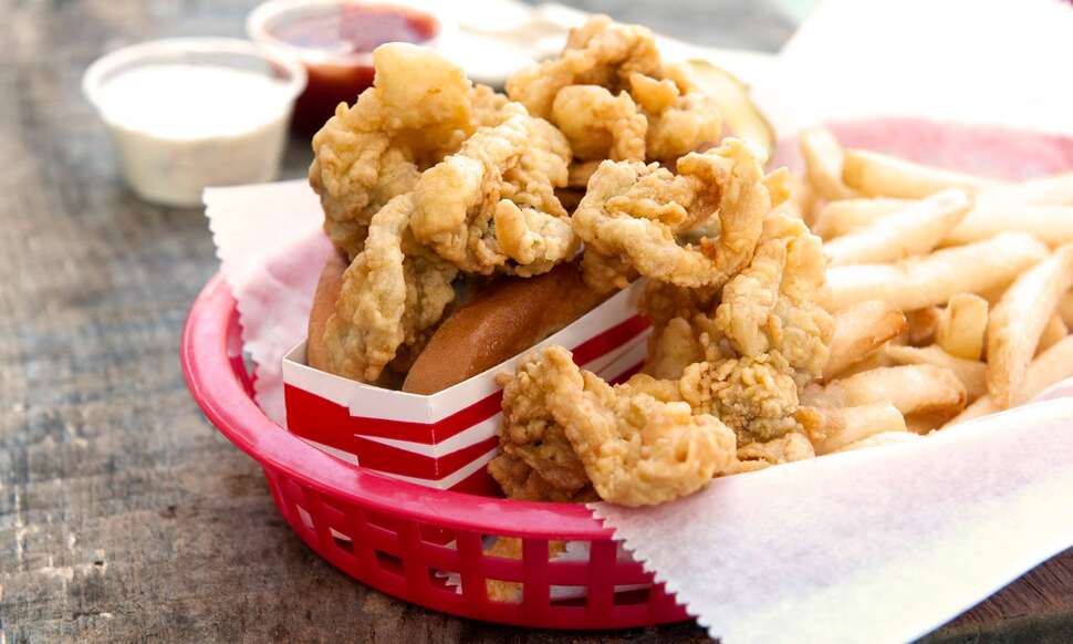 Why the Clam Roll Is the Best New England Seafood Sandwich Thrillist