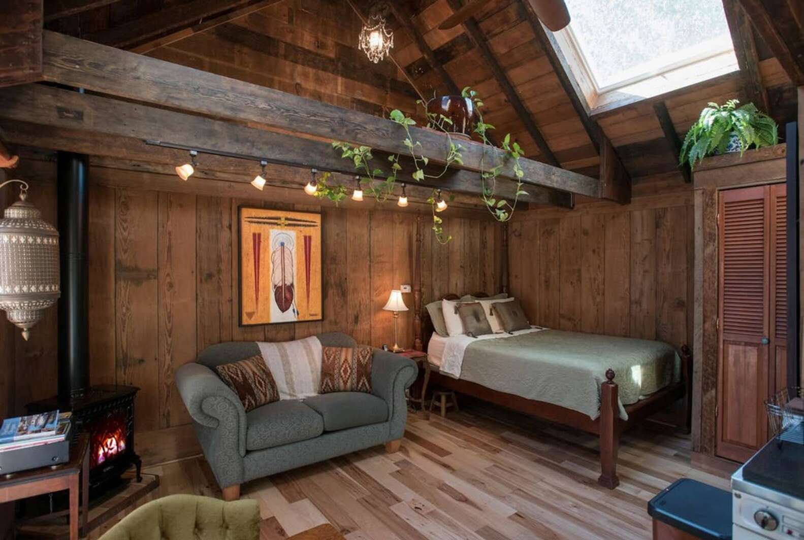 Best Airbnb Rentals With Cheap Nightly Rates - Thrillist