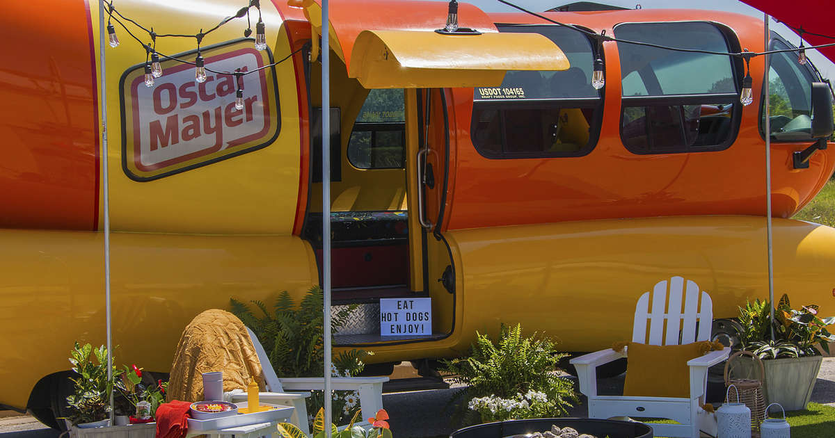 You Can Spend the Night in the Oscar Mayer Wienermobile on Airbnb