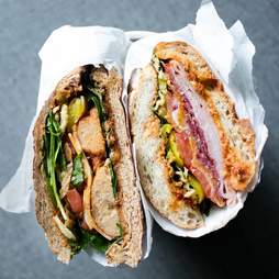 Rhea's Deli & Market