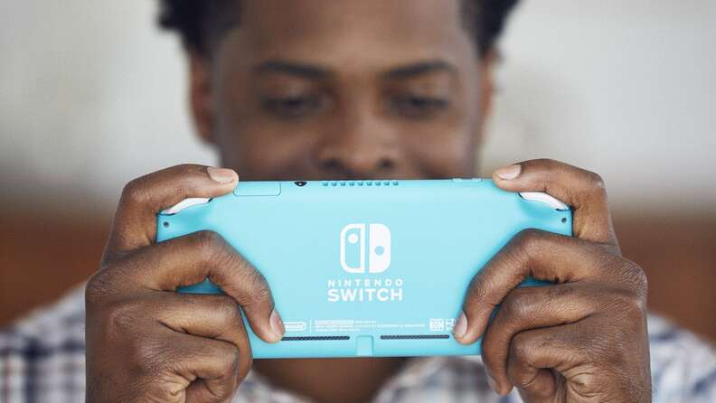 Nintendo Switch Lite Review: A Cheaper, Handheld Version of Nintendo's  Console