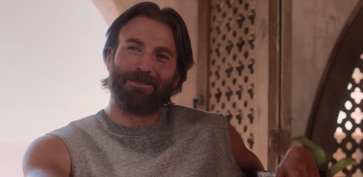 The Red Sea Diving Resort Netflix Review Spy Drama Wastes Chris Evans