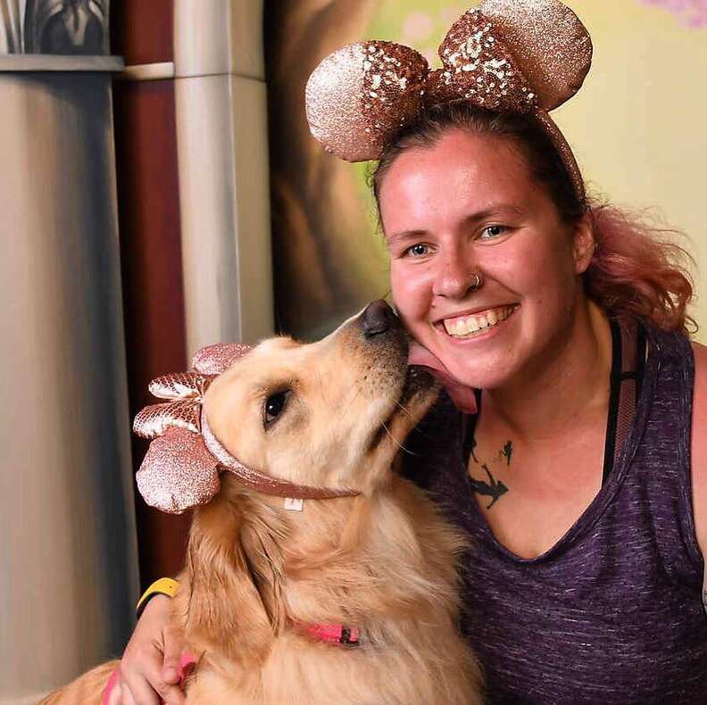 Adorable Service Dog Meets Favorite Disney Princesses - The Dodo