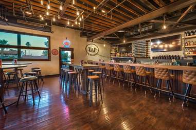 Where to find Vegas Golden Knights deals at restaurants and bars - Eater Vegas
