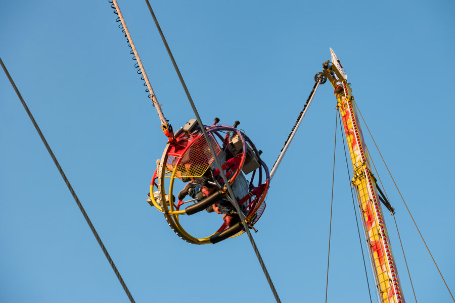 How does the slingshot ride clearance work