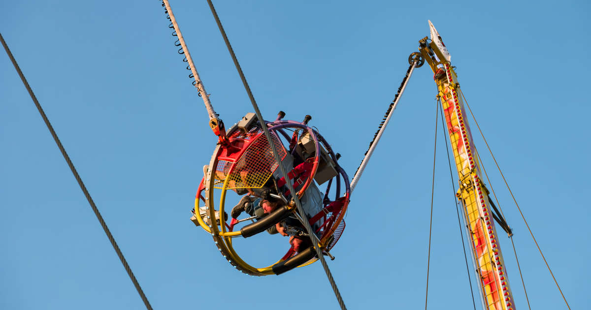 how high does the slingshot ride go