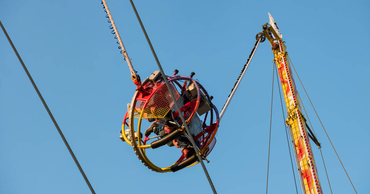 Slingshot Ride in Florida Breaks Right Before Two Passengers Ride