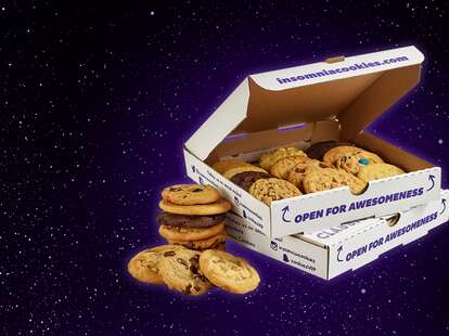 insomnia cookies cookie in space
