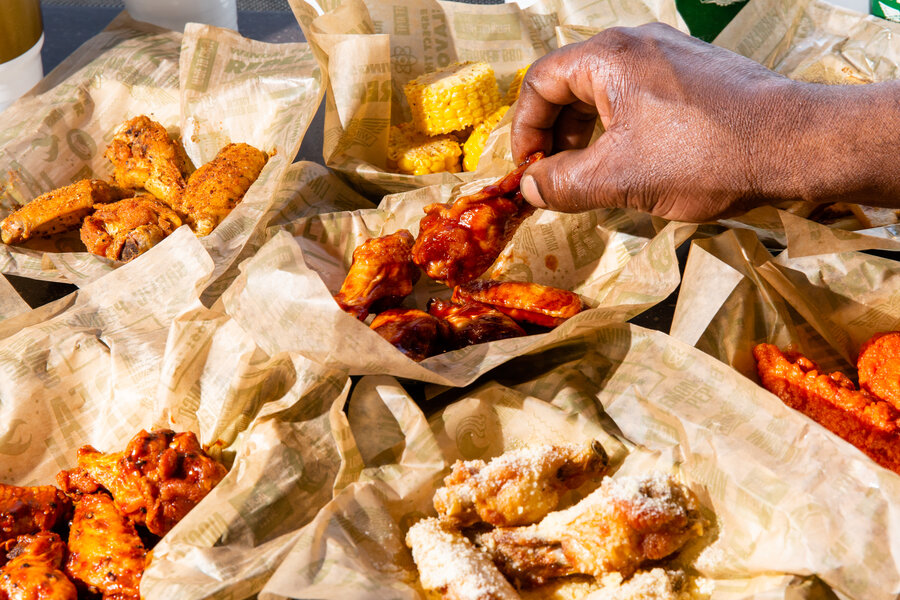 Wingstop Menu Review: Which Flavor Wings Should You Order? - Thrillist