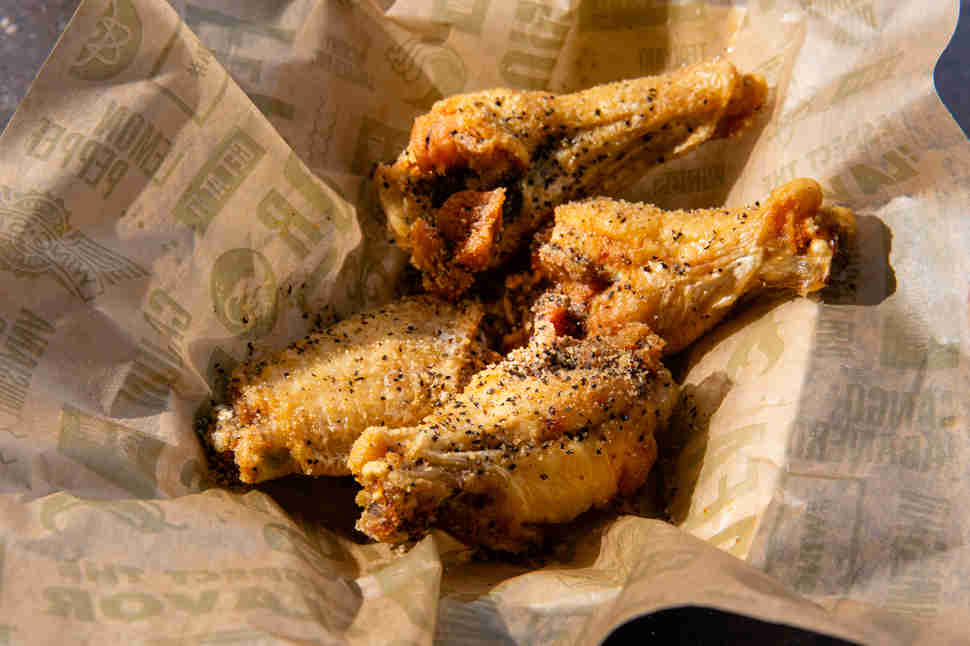 Wingstop Menu Review: Which Flavor Wings Should You Order? - Thrillist