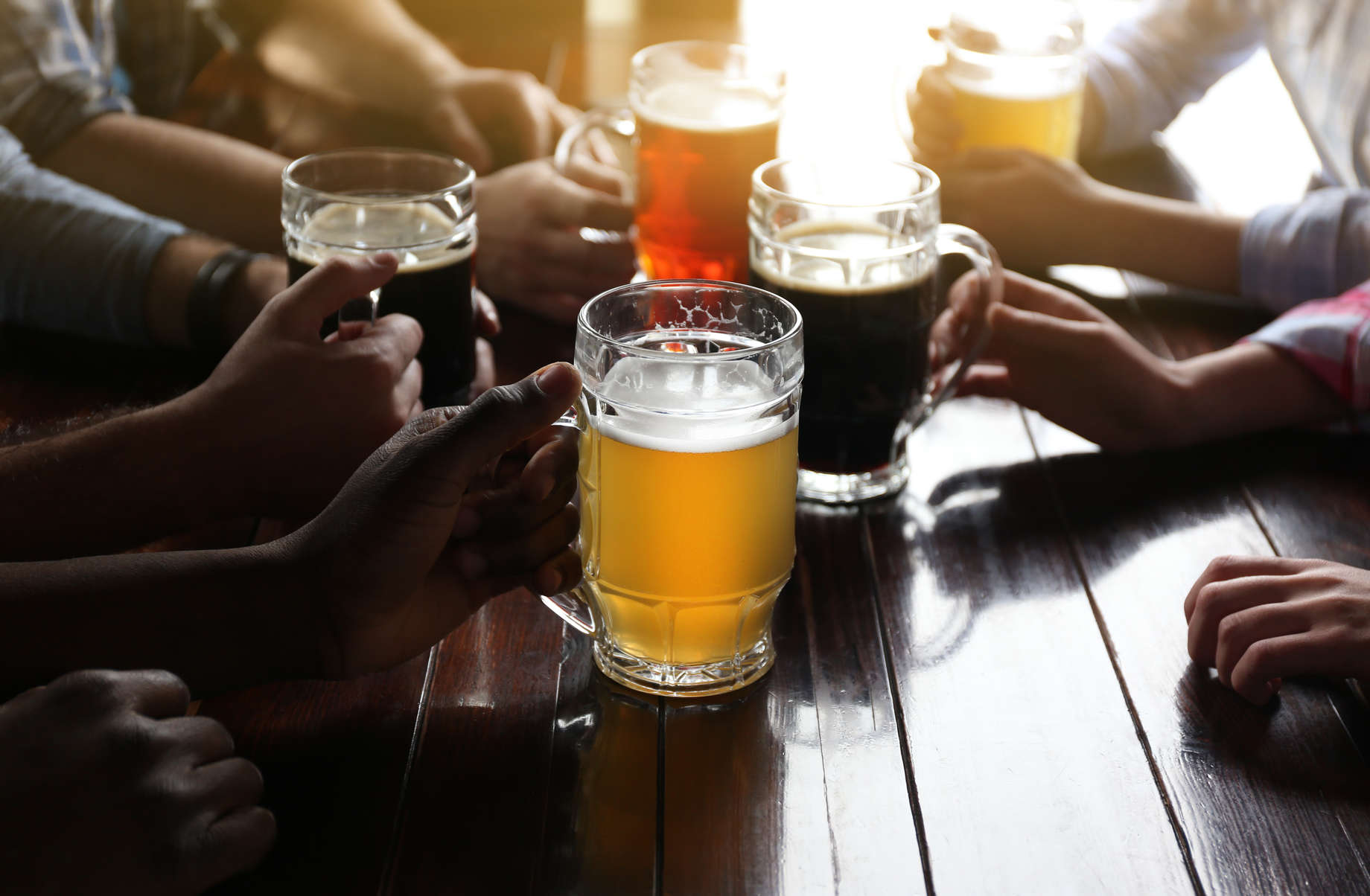 Best Dive Bars In Milwaukee Where To Find Good Neighborhood Bars