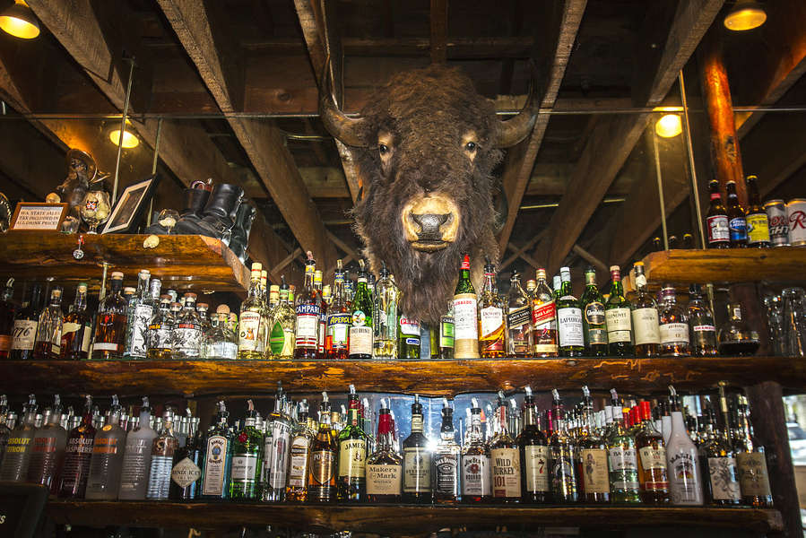 Best Seattle Dive Bars Where To Find Good Cheap Neighborhood Bars Thrillist