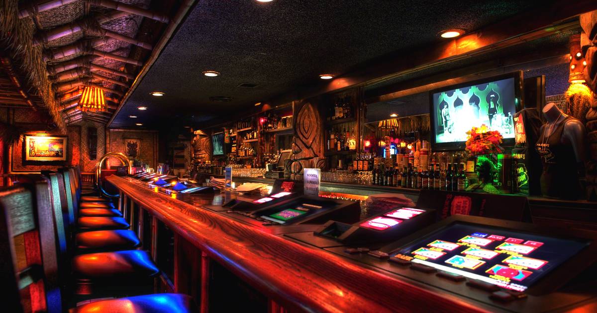 Best dive bars las vegas