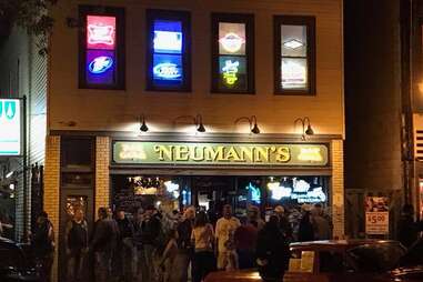 Neumanns Bar
