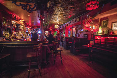 Freddy's Bar