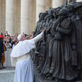New Vatican Statue is Dedicated to Migrants
