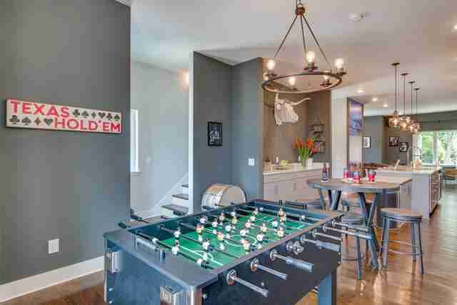 Best Nashville Airbnbs for Bachelor or Bachelorette Parties & Groups