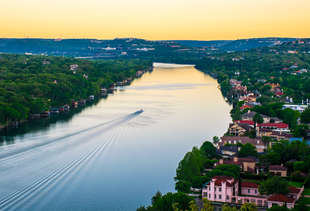 Actually Cool Things to Do in Austin