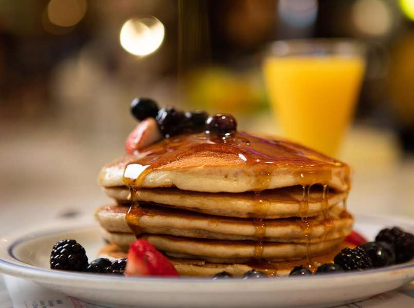 Best 24-Hour Restaurants in NYC: Where to Find Great Late-Night Food