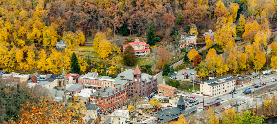 The Best Small Towns to Visit in Pennsylvania This Fall