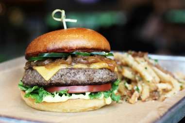 Hopdoddy Burger Bar