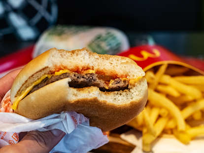 mcdonalds cheeseburger mold won't iceland fries french