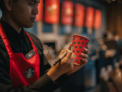 Starbucks Isn't Bringing Back The Gingerbread Latte For The Holiday Season  2019