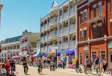 The Best Weekend Getaways Near Detroit 