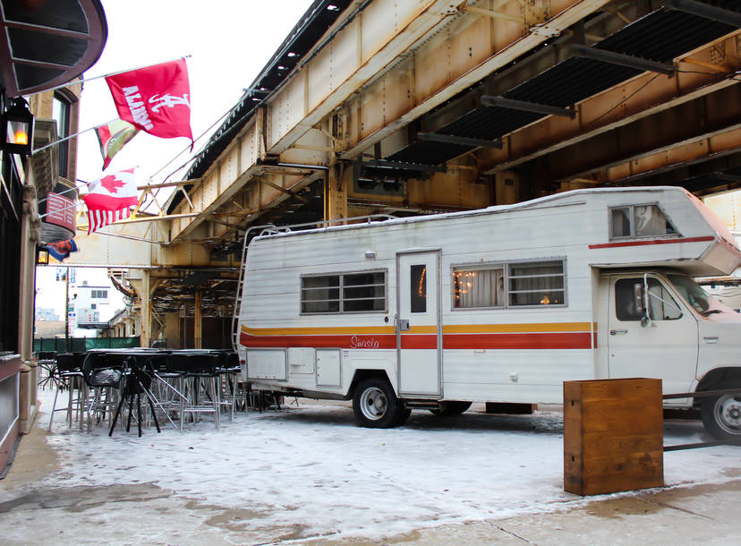 national lampoon s christmas vacation pop up bar opens in chicago thrillist