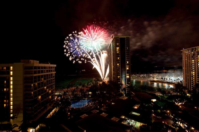 Hilton Hawaiian Village Waikiki Beach Resort New Year's Eve fireworks
