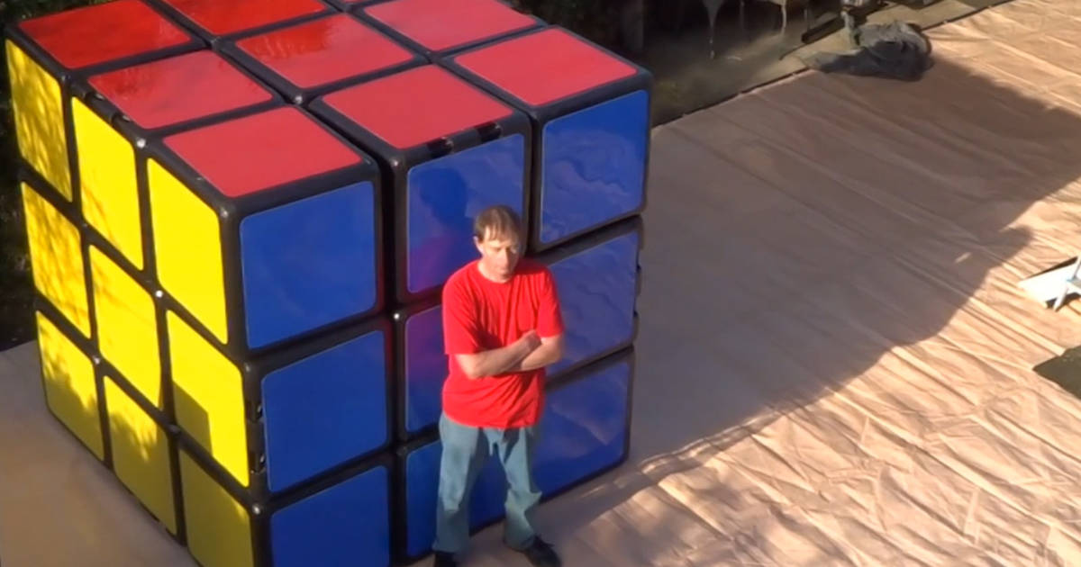 A DIY Rubik's Cube Hack for Boring Bus Shelters - Bloomberg