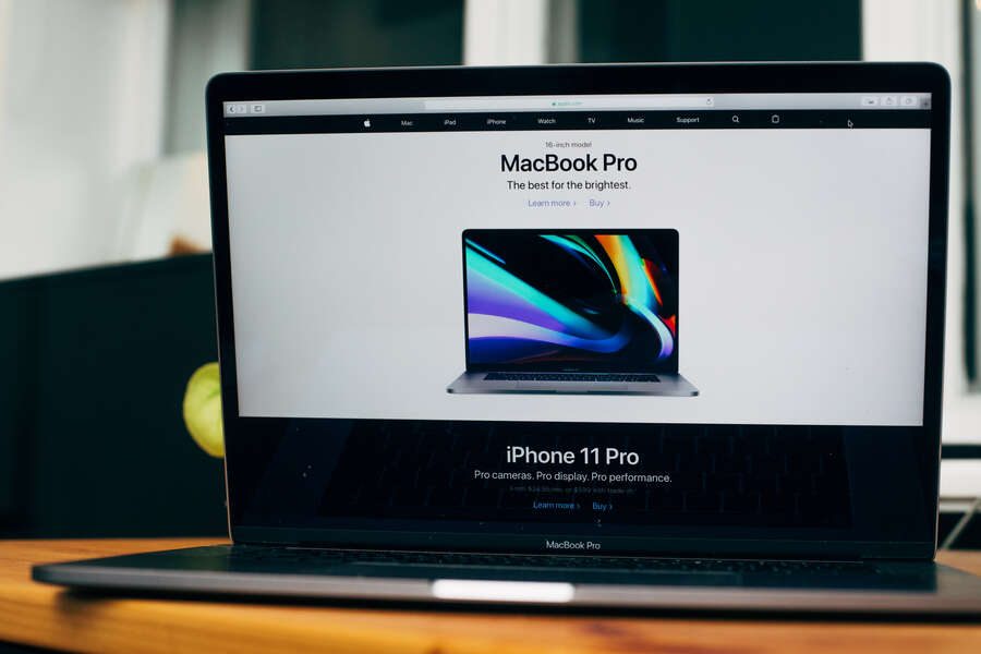 Best Black Friday Laptop Deals 2019: Apple MacBook, Microsoft Surface ...