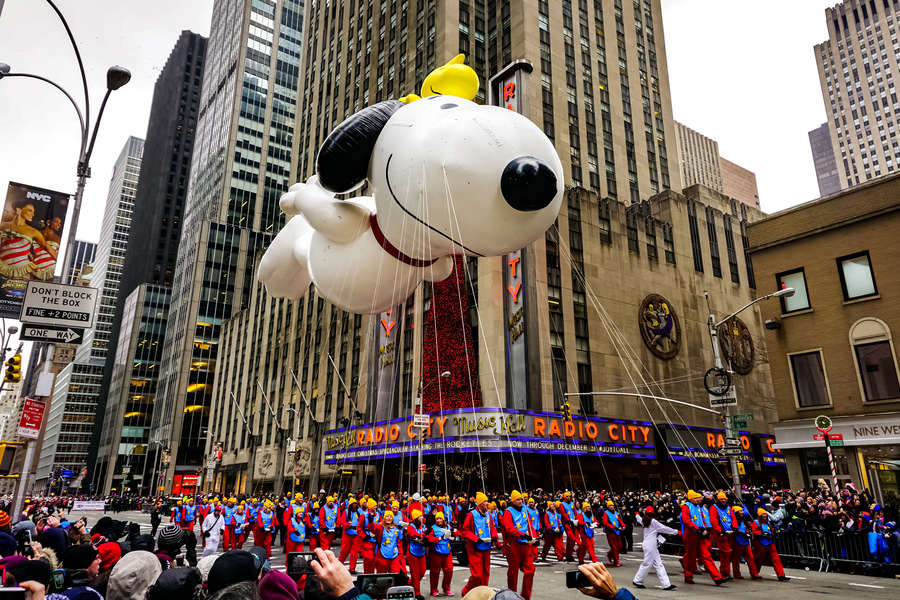 How To Watch the Macy's Thanksgiving Day Parade Live Stream at Home