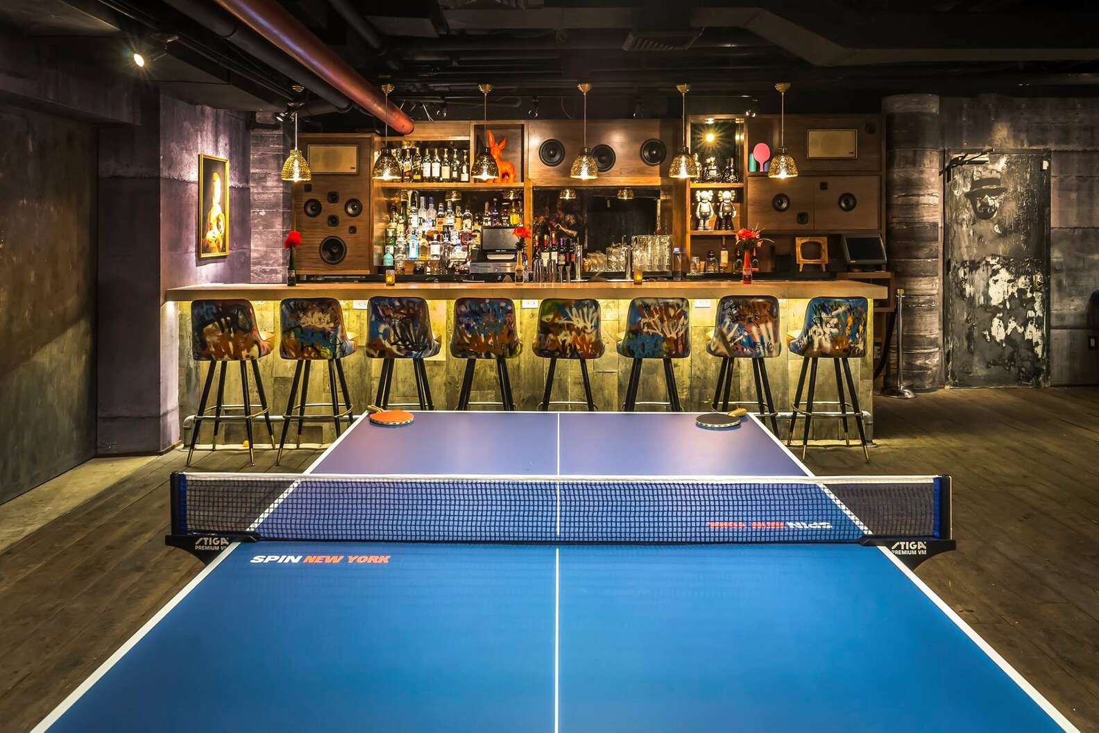 NYC Bars With Games & Activities PingPong, VR Boxing, Golf & More
