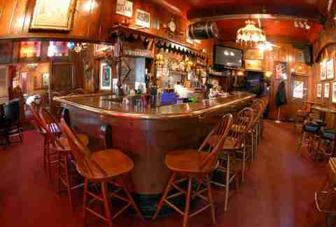 Best Bars In Milwaukee Cool New Places To Drink All Time