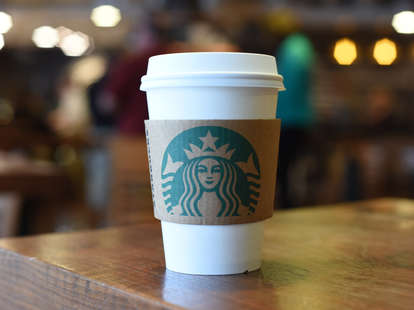 Starbucks Smoked Butterscotch Latte: Try the New Seasonal Drink Now ...