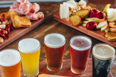 Craft Tasting Room and Growler Shop
