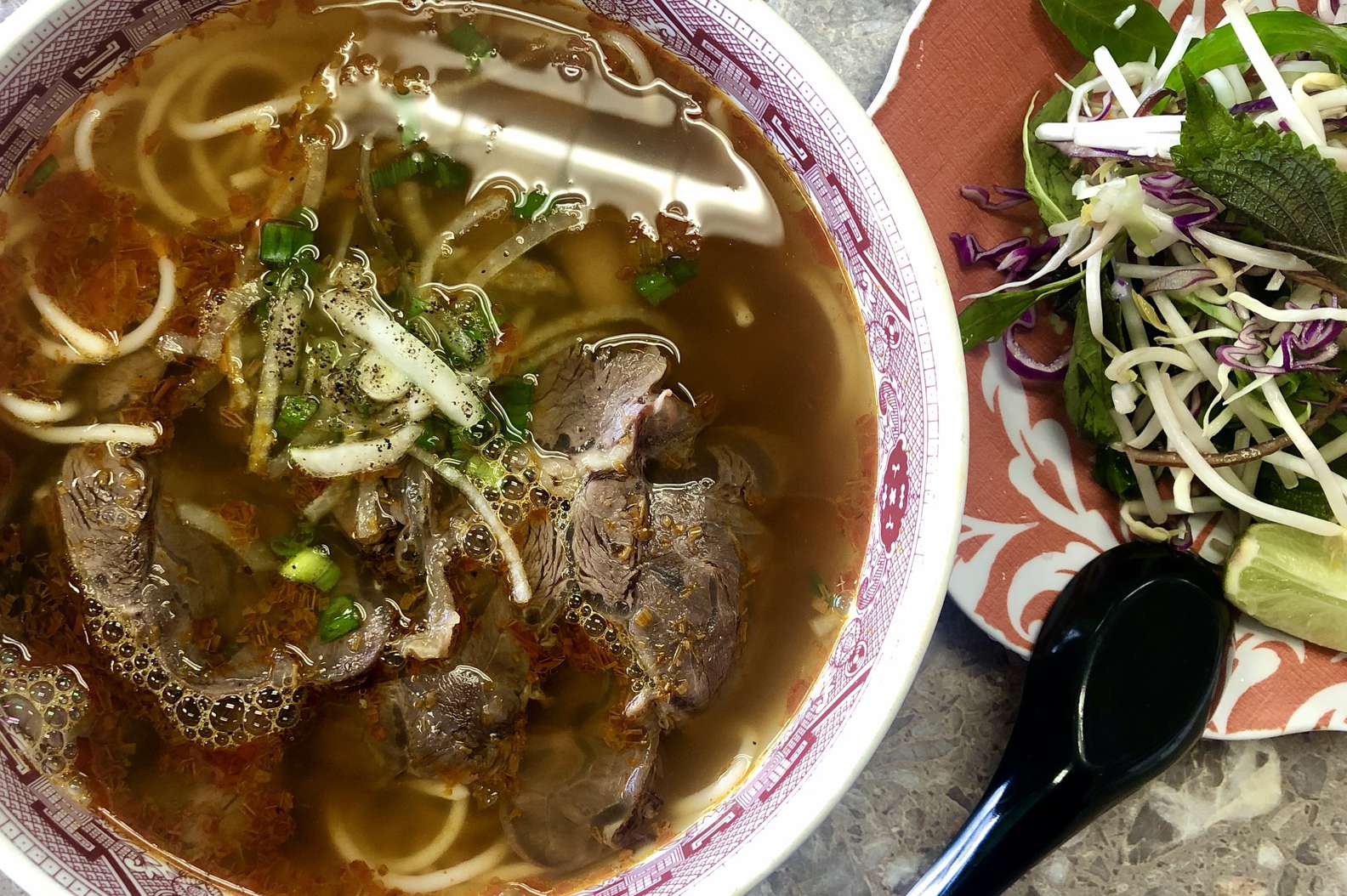 Bun Bo Hue Duc Chuong 1 - Buba T-2 by 