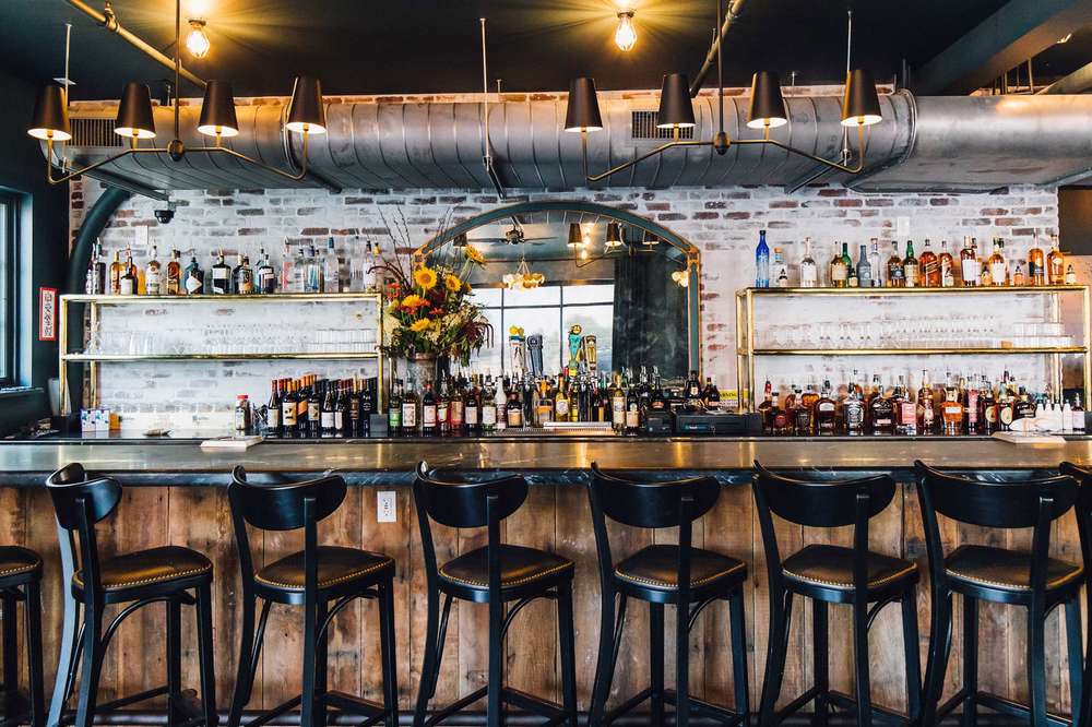 Best Bars In Memphis Cool New Places To Drink Our All Time Favorites Thrillist