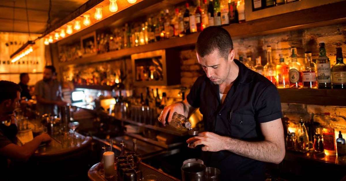 Best Speakeasies Nyc Secret Secluded Bars To Drink At Right Now
