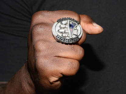 How Much Is A Super Bowl Ring Worth What Does It Cost To Make Thrillist