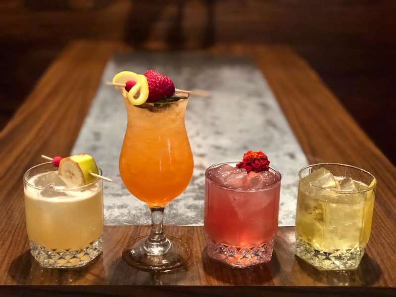 Best Cocktail Bars in Chicago Bars & Lounges With Great Drink Menus