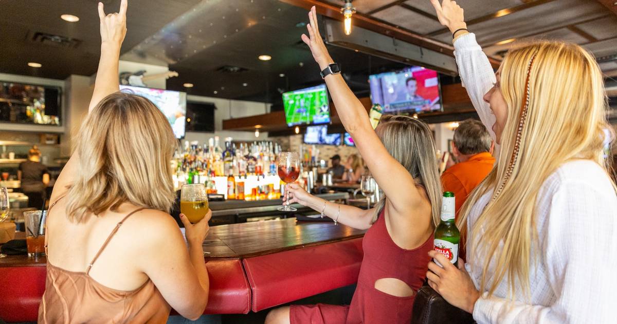 Where To Watch The Super Bowl In Austin Sports Bars Parties More Thrillist