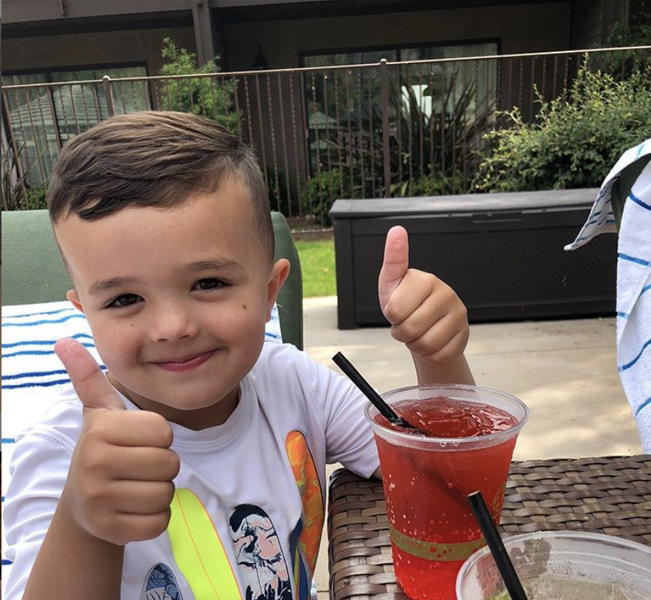 Shirley Temple King 6YearOld Critic Gives Brutally Honest Reviews