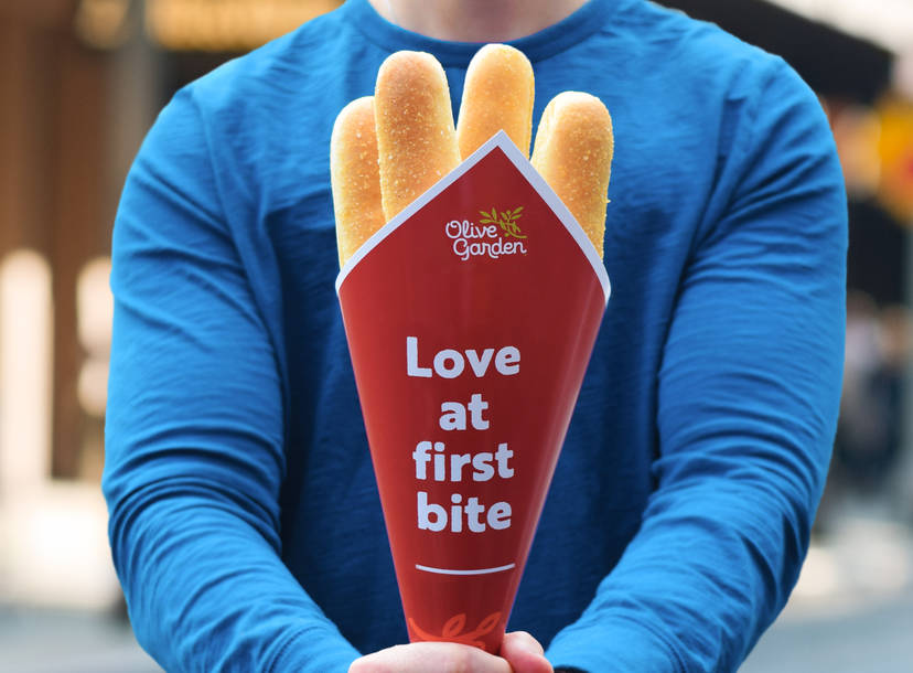 Olive Garden Breadstick Bouquet How To Order For Valentine S Day Thrillist