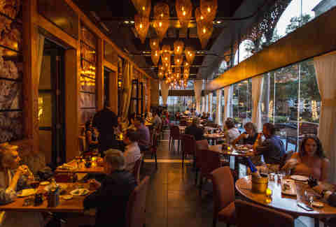 Most Romantic Restaurants In Dallas For A Perfect Date Night - Thrillist