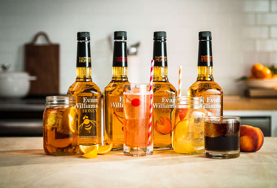5 Easy Evan Williams Cocktail Recipes to Try at Home Thrillist