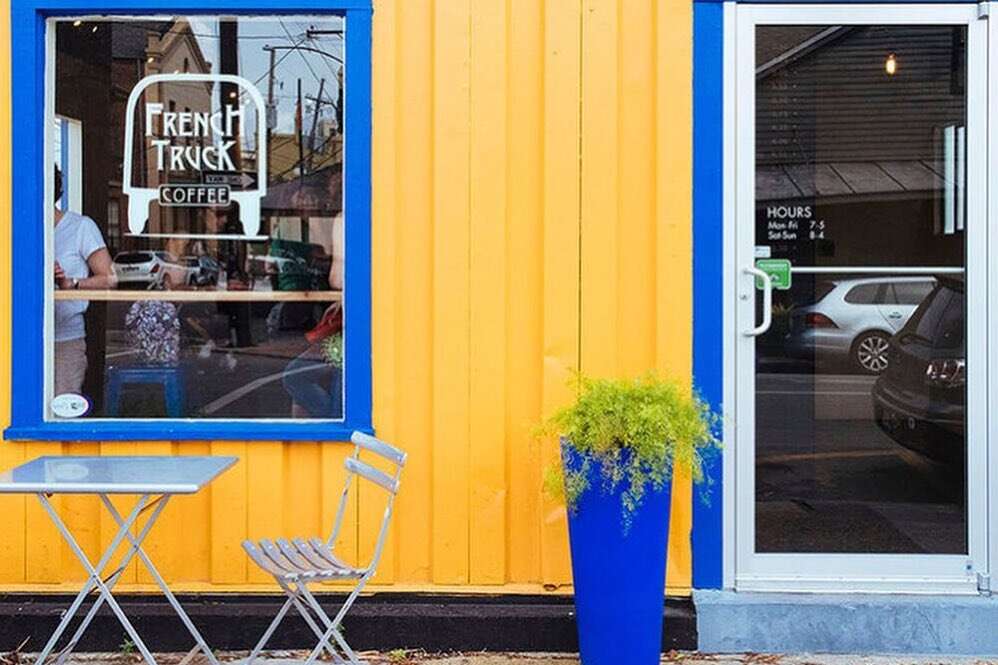 outdoor coffee shops new orleans